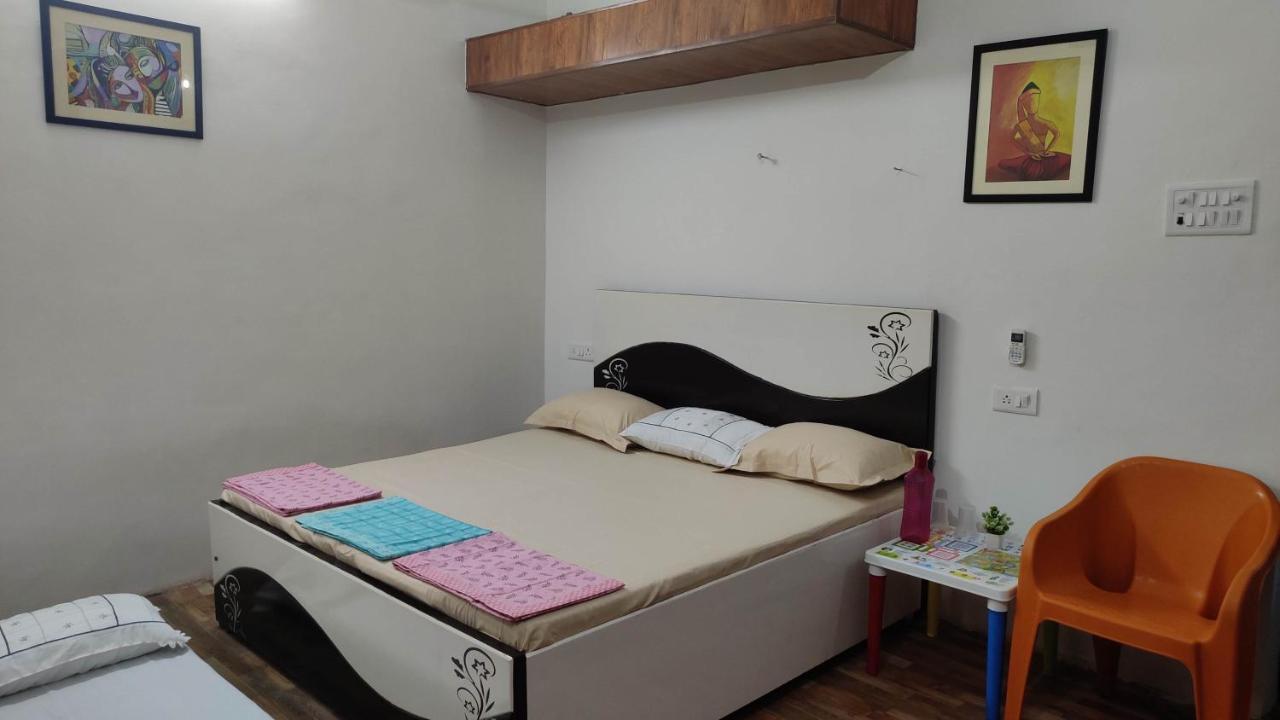 Ira Homestay Mathura Luaran gambar
