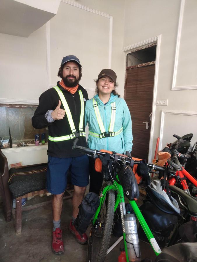 Ira Homestay Mathura Luaran gambar
